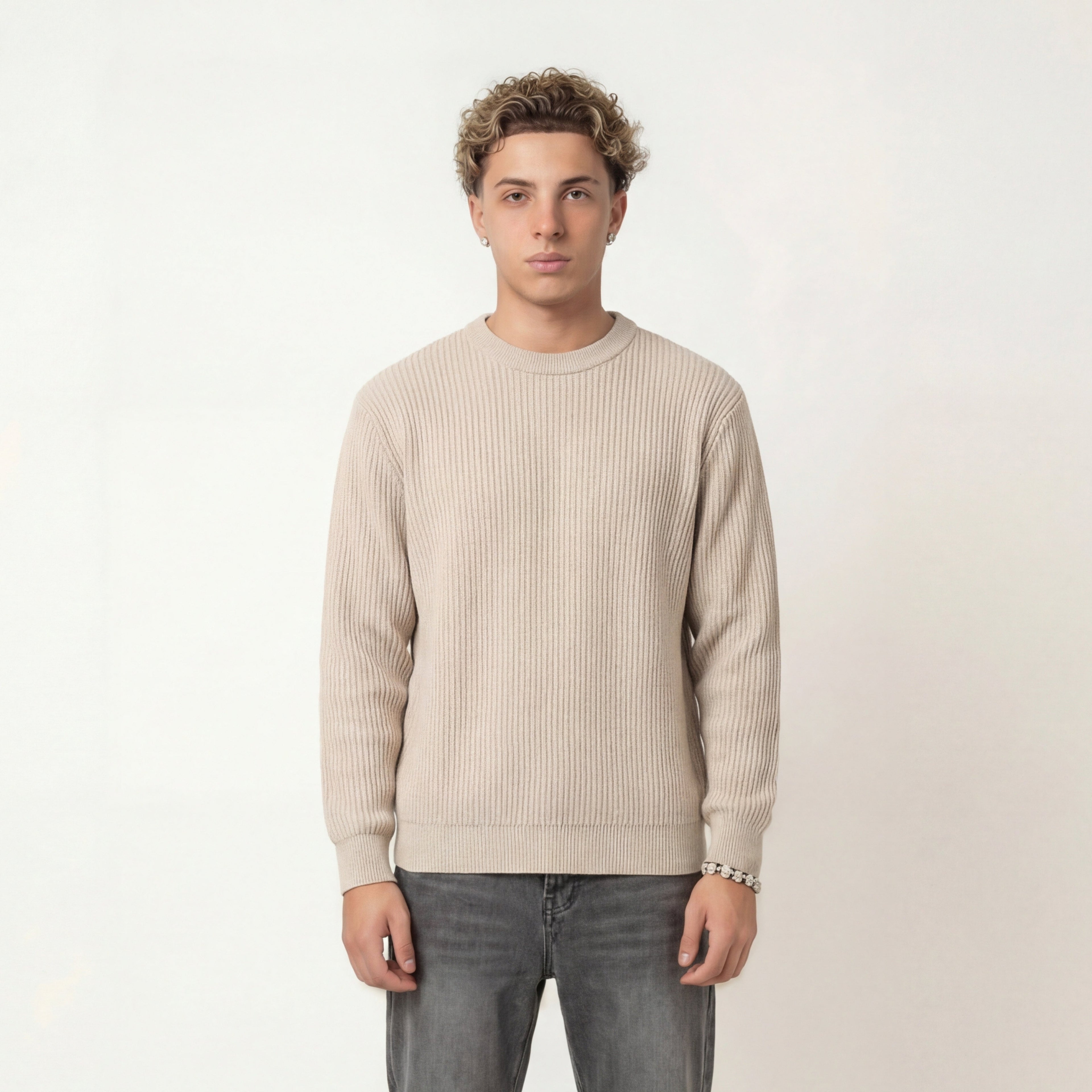 FINE KNIT SWEATER