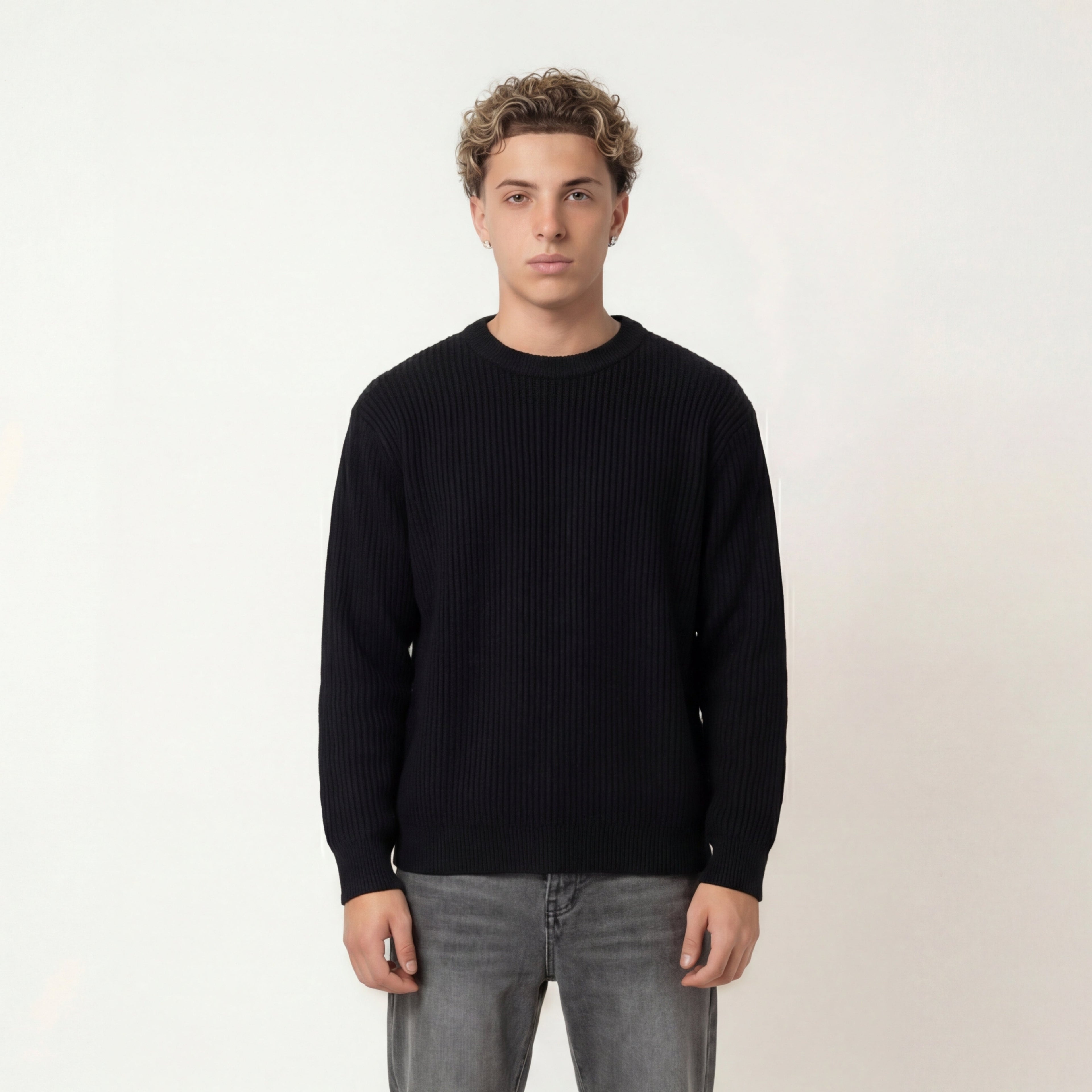 FINE KNIT SWEATER