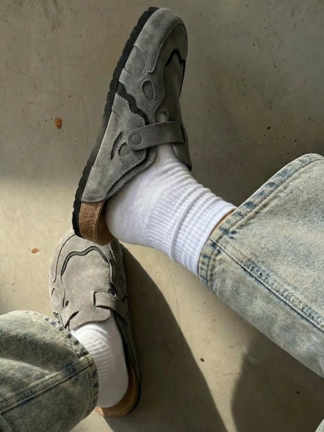 CRD Wavey Clogs